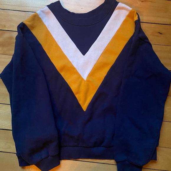 ⚡️SOLD⚡️Retro 90’s sweatshirt - Picture 3 of 6